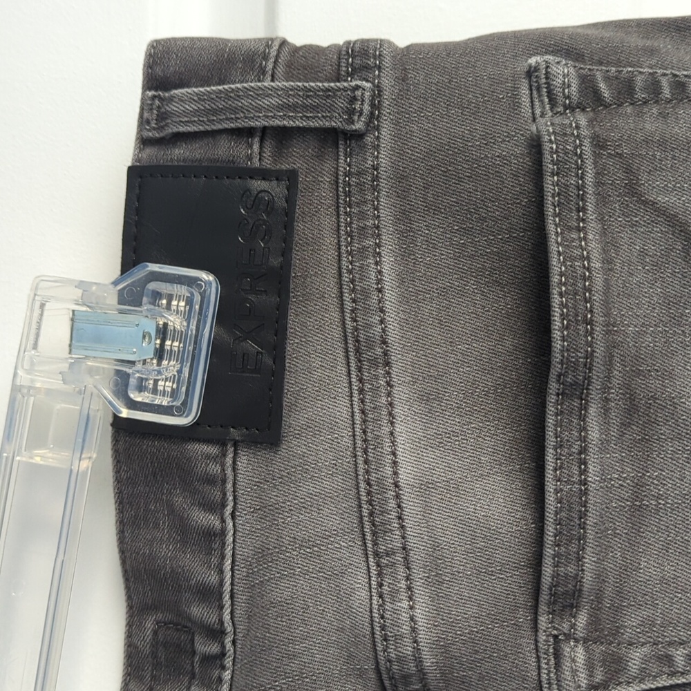 Express slim straight denim - Picture 6 of 9